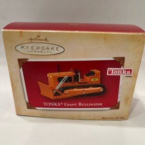 Vintage 2004 Hallmark TONKA giant bulldozer Cars Keepsake Christmas Ornament NEW